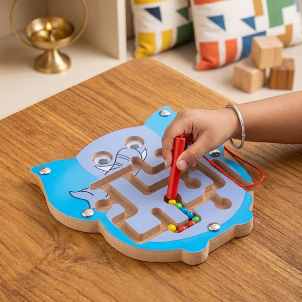 ELEPHANT MAGNETIC MAZE