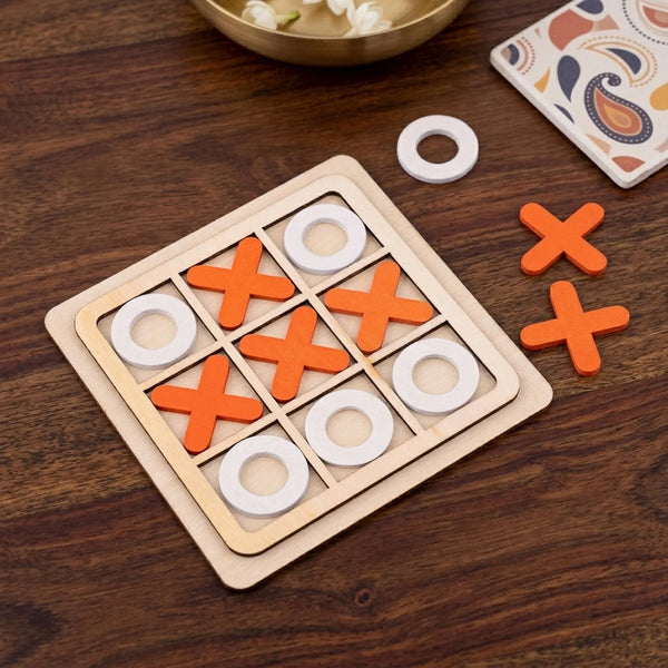 COLOURFULL WOODEN TIC TAC TOE